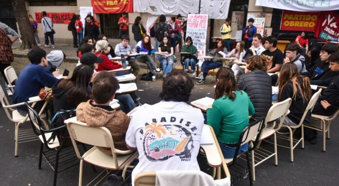 protestauba